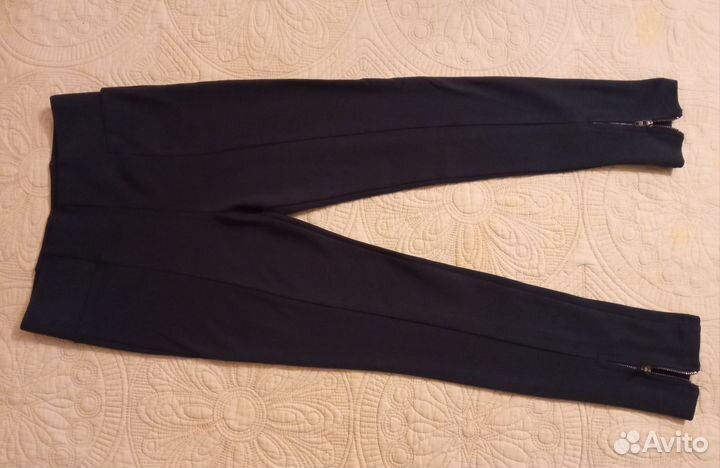 Сарафан и брюки на девочку 128 размер