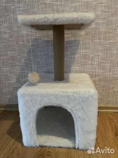 Домик для кошки с когтеточкой большой