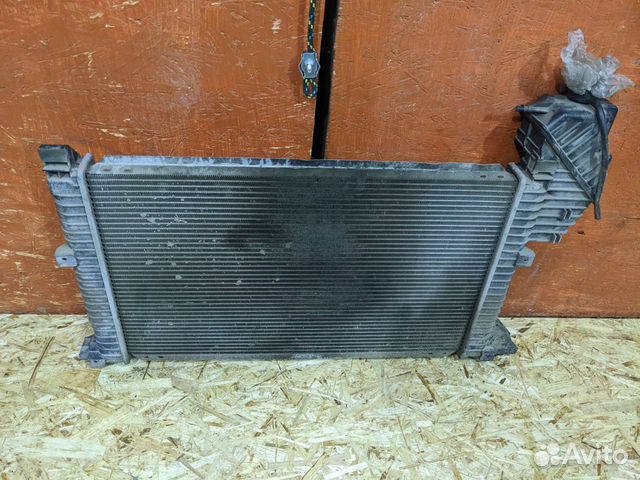 Радиатор двигателя mercedes sprinter 901