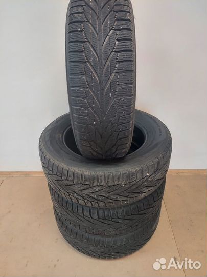 Nokian Tyres Hakkapeliitta R2 SUV 225/65 R17 26D
