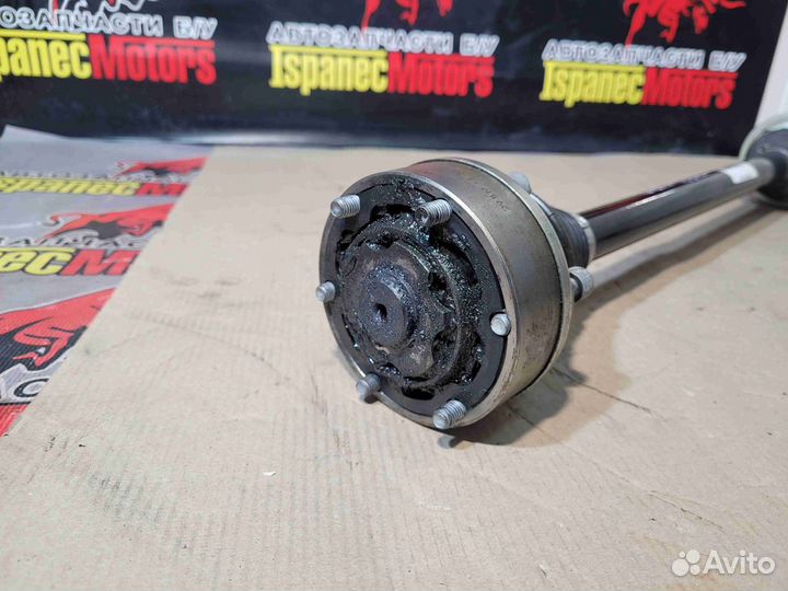 Полуось задняя (приводной вал, шрус) Audi RS Q3