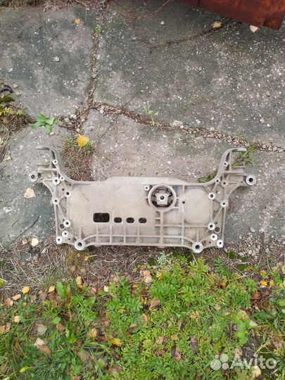 Подрамник для фольксваген б6