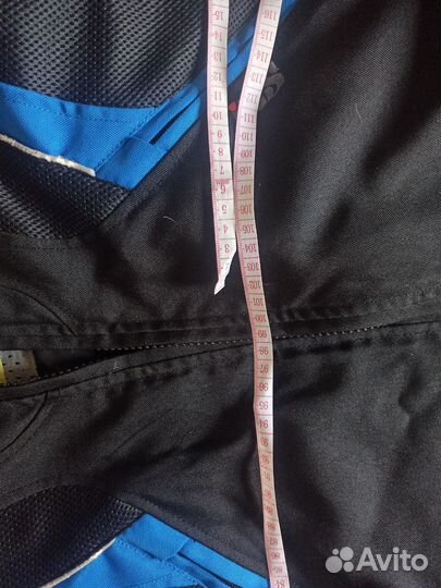 Защитный мотокостюм