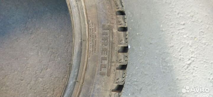 Pirelli Ice Zero 2 225/45 R18