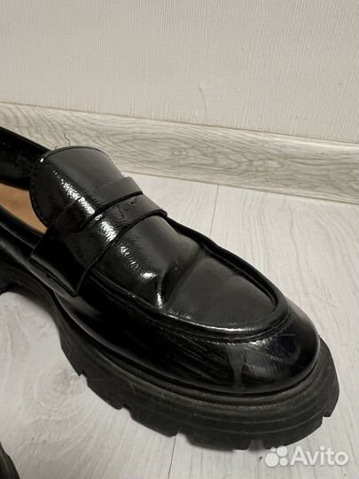 Лоферы женские