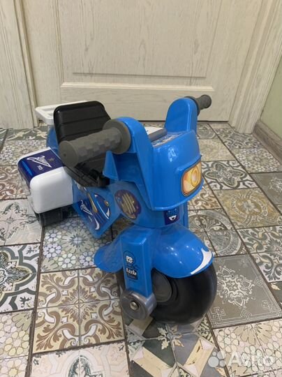 Детский мотоцикл-беговел