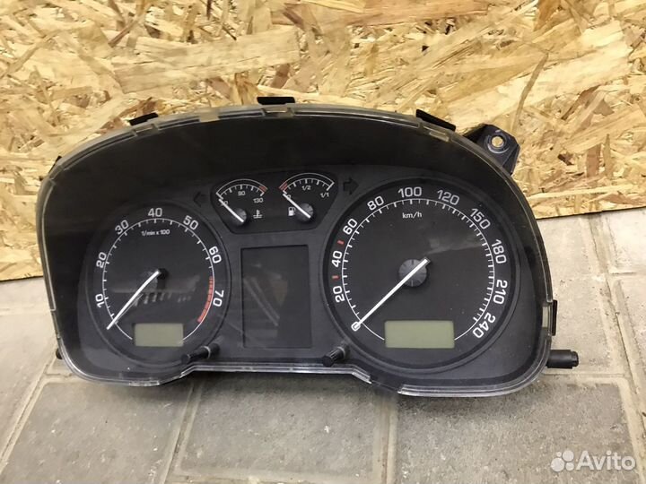 Щиток приборов Skoda Octavia A4 1U0920811B