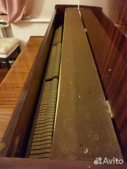 Пианино petrof