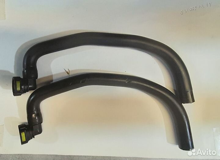 Патрубок вентиляции картерных газов Renault