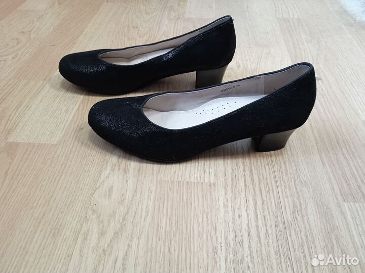 Туфли новые натуральная кожа 38