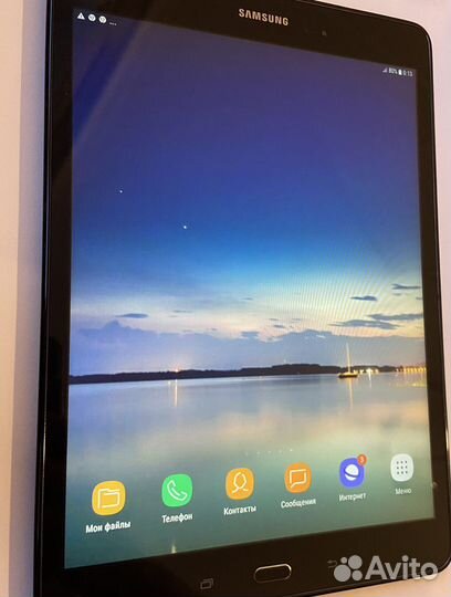 Планшет Samsung SM-t555