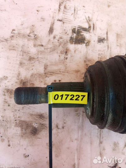 Полуось передняя правая (приводной вал, шрус) Volk