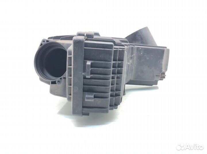 Корпус воздушного фильтра Peugeot 407 2.0 HDI 2006