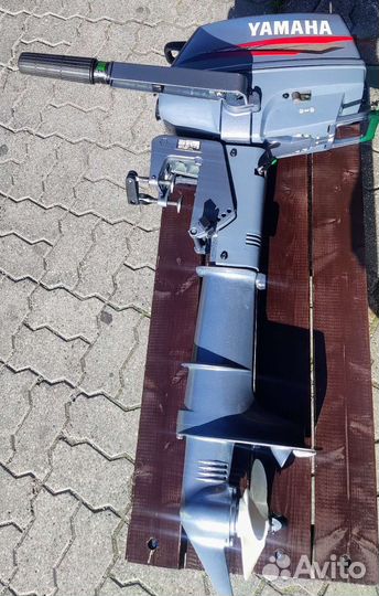 Лодочный мотор Yamaha 3