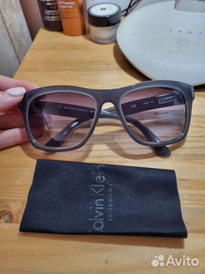 Солнцезащитные очки calvin klein