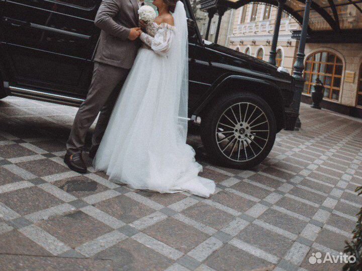 Свадебное платье