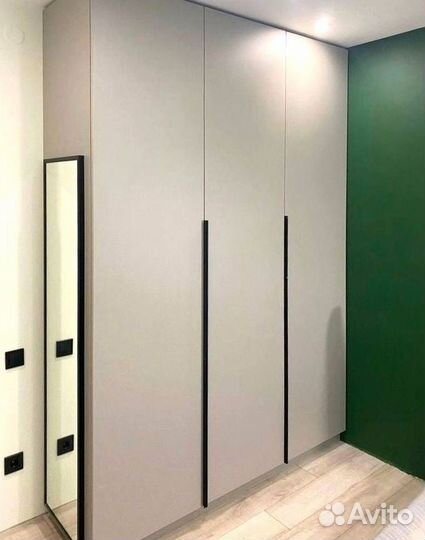 Дизайнерский шкаф на заказ