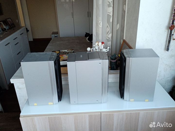 Музыкальный центр sony