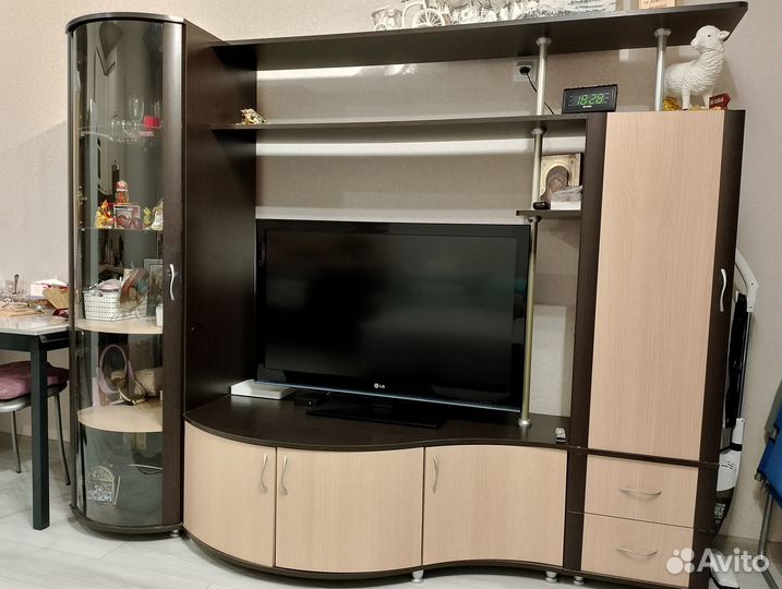 Продаётся горка в гостиную