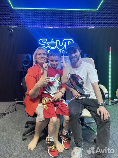 Запись песни на студии звукозаписи