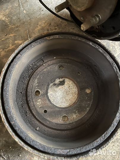 Задняя балка в сборе bitsubishi colt z34a