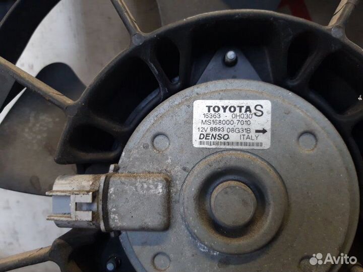 Вентилятор радиатора Toyota Avensis T250 2005