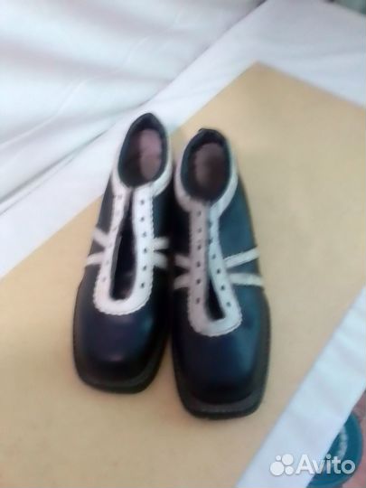 Лыжные ботинки классические