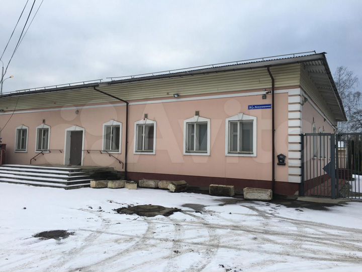 Помещение свободного назначения, 785 м²