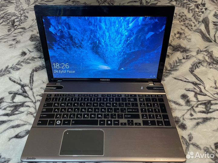 Игровой ноутбук Тосшиба на i7