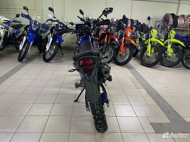 Мотоцикл 300сс Racer XSR (170FMN)