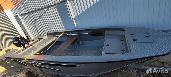 Комплект моторная лодка, мотор 9.9/15 и прицеп