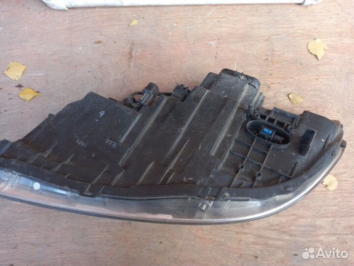 Фара передняя правая Hyundai Grandeur TG 2005-2009