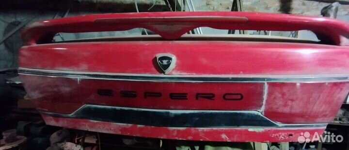 Крышка багажника,спойлер на Дэу Эсперо