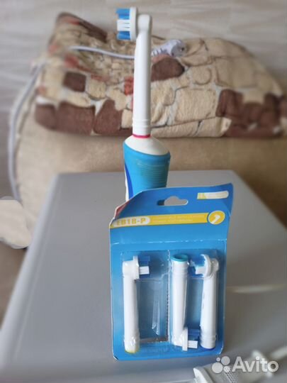 Зубная щетка oral b с насадками