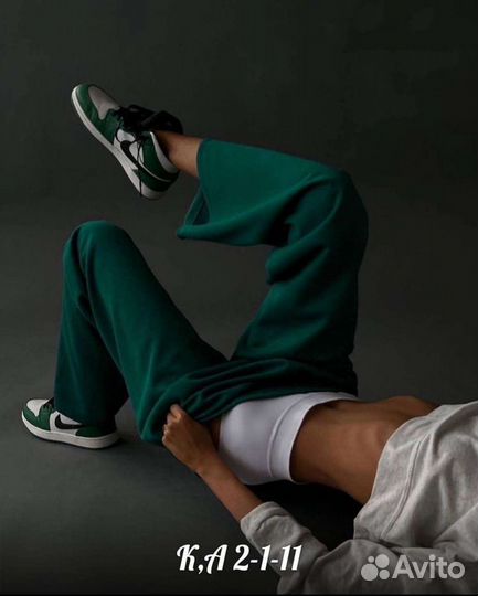 Костюм женский новый