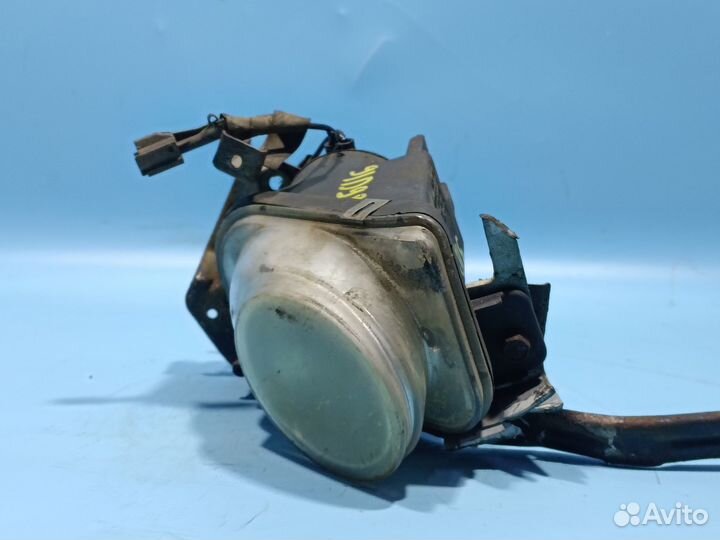 Фара противотуманная для Mitsubishi Galant 8