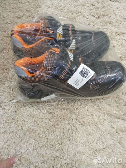 Болуботинки с перфорацией 