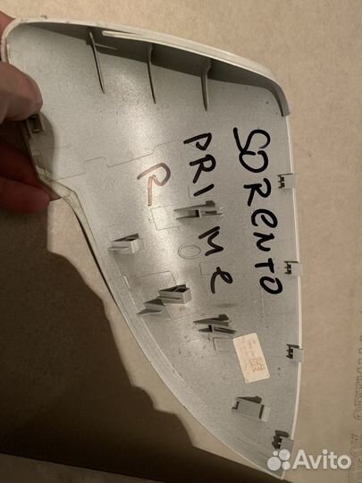 Накладка зеркала, повторитель Kia Sorento prime