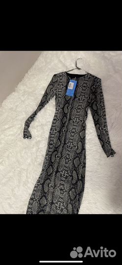 Платье женское 42 44