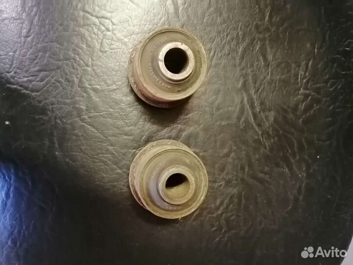 Запчасти тойота авенсис