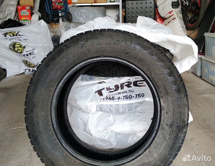 Nokian Tyres Hakkapeliitta 7 SUV 225/65 R17 106T