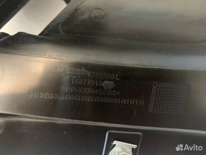 Пыльник бампера Bmw F10 F11 Бмв Ф10 левый