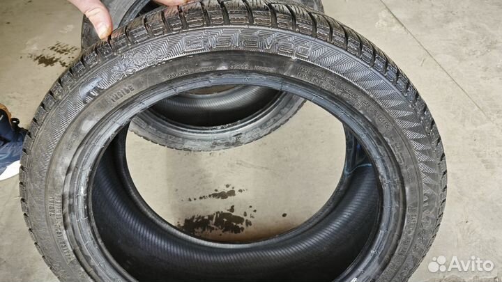 Gislaved Nord Frost 200 225/45 R17