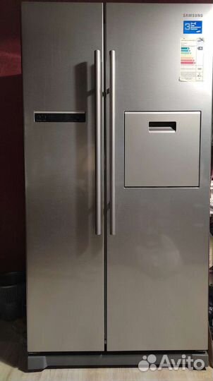 Холодильник двухдверный