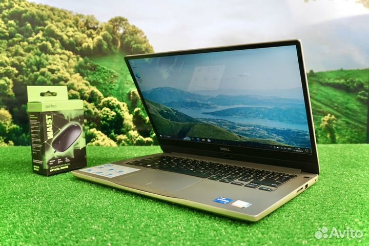 Стильный ультрабук Dell / Intel Core i5 / SSD