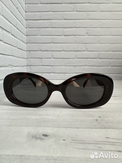 Солнцезащитные очки Celine