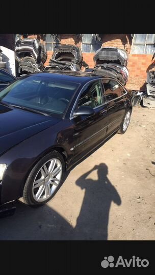 В разборе Audi A8 D3 4.2 350 л.c FSI