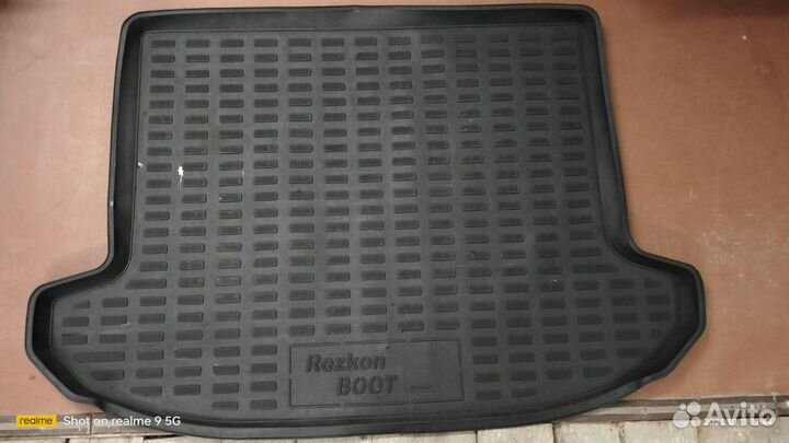 Защита двигателя и коврик в багажник Kia Sportage4