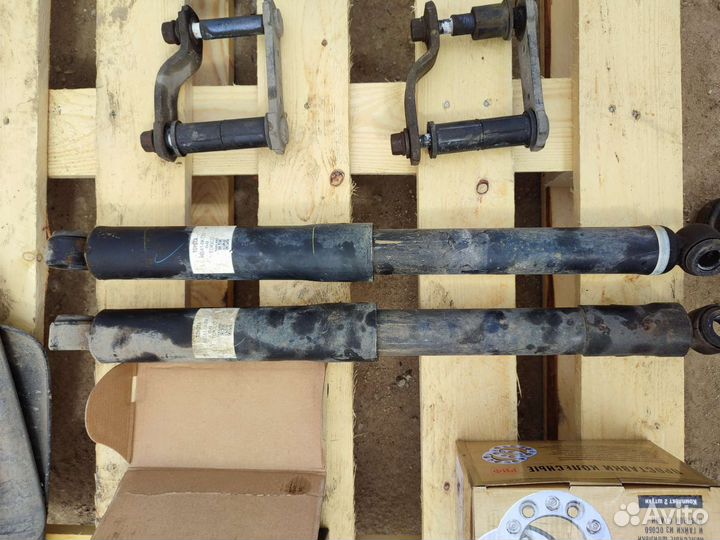 Амортизаторы Hilux