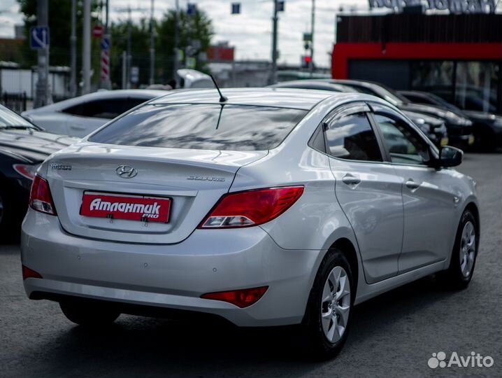 Hyundai Solaris 1.6 AT, 2015, 180 000 км